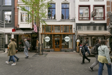 Ace & Tate opent binnenkort haar deuren aan de Lange Hezelstraat 39 te Nijmegen