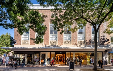 WE Fashion verlengt huurovereenkomst en breidt winkel uit in Nijmegen