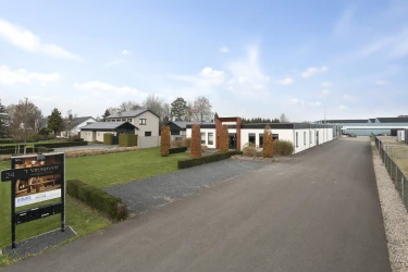 Molenaar Banket koopt bedrijfscomplex aan de Trambaan 24 te Beneden Leeuwen